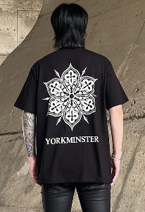 gothic design short sleeve - black